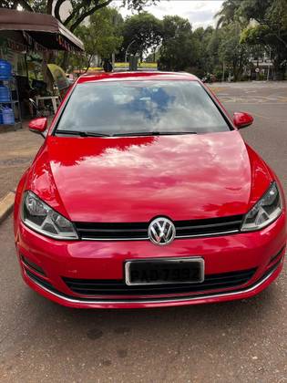 VOLKSWAGEN GOLF 1.4 TSI HIGHLINE 16V GASOLINA 4P AUTOMÁTICO VOLKSWAGEN GOLF 1.4 TSI HIGHLINE 16V GASOLINA 4P AUTOMÁTICO